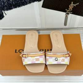 Picture of Louis Vuitton Slippers _SKULVsz35-40JX0604455